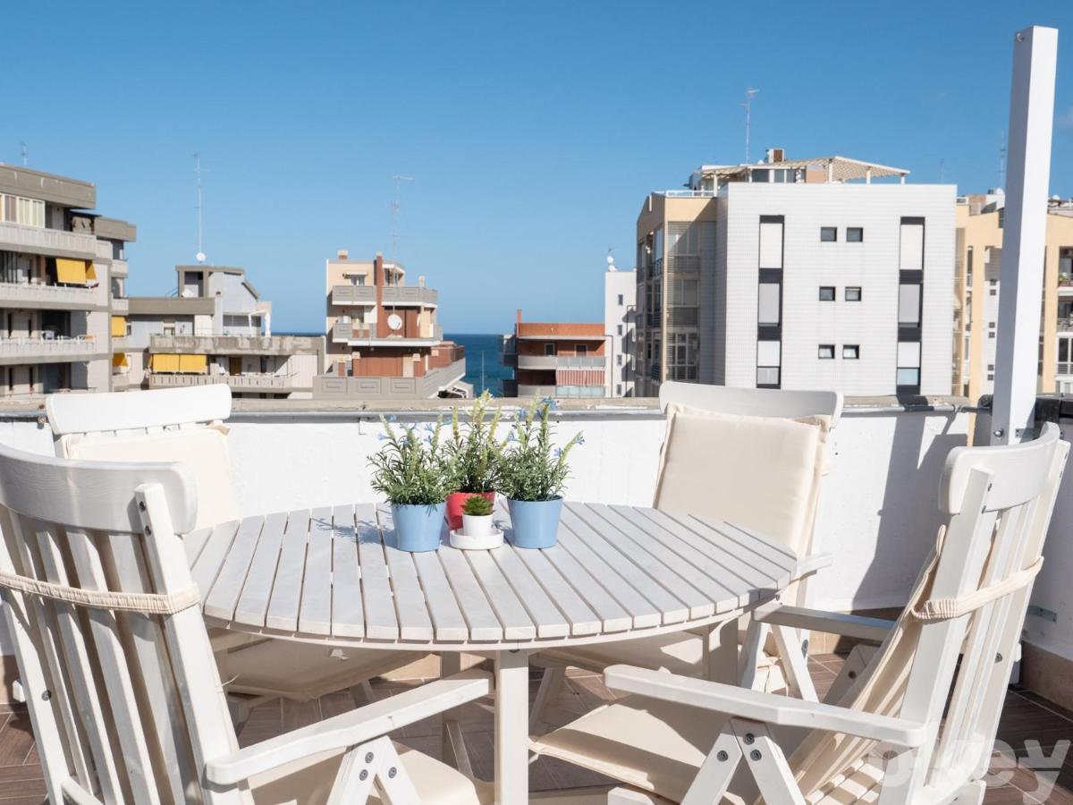 Seaview Luxury Penthouse - Fesca