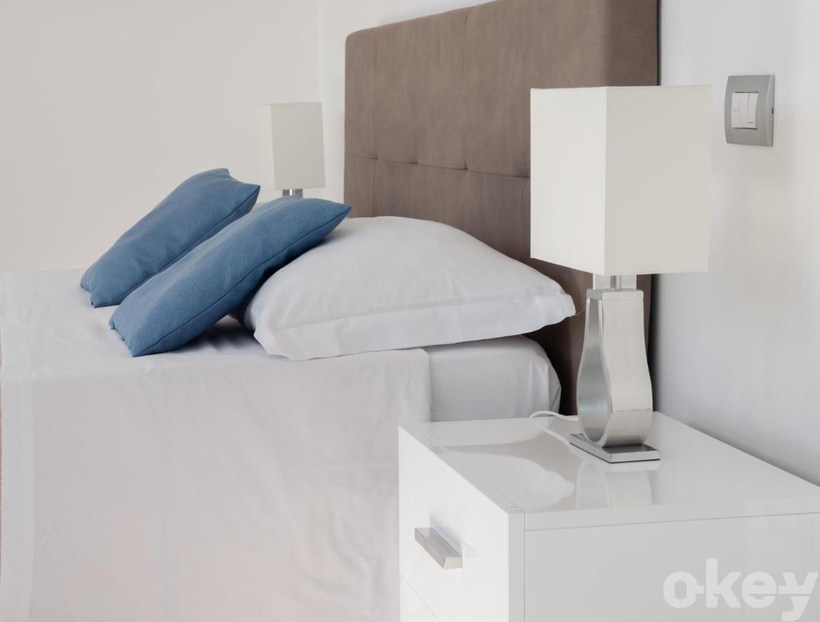 Seaview Luxury Penthouse - Fesca